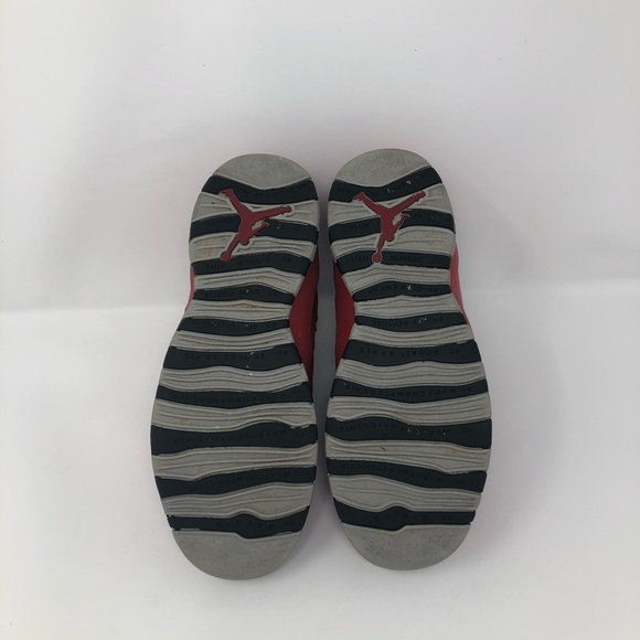 Jordan 10 Retro ‘Bulls Over Broadway’ - Picture 5 of 5